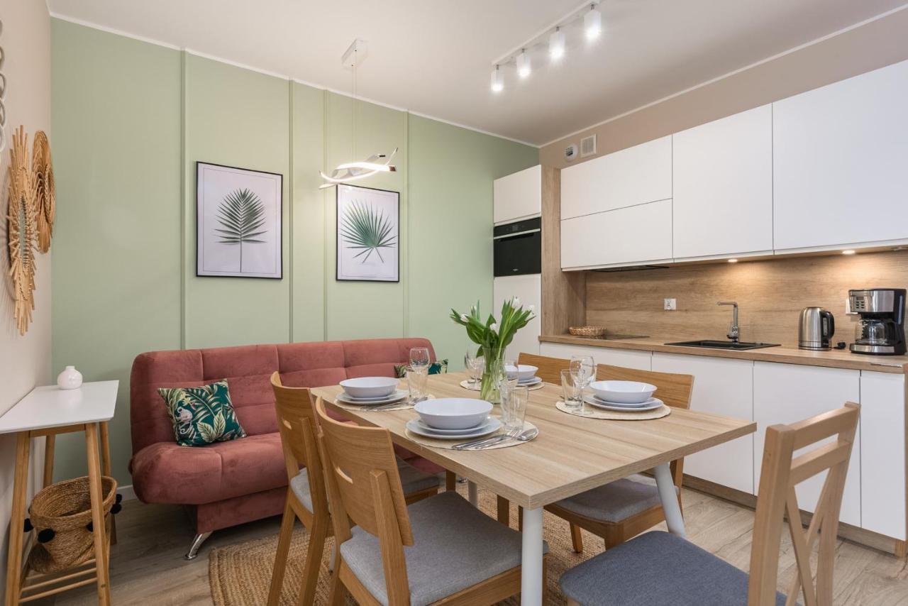 Luxurious Apartment Nadmorskie Tarasy Kolobrzeg By Renters Prestige Экстерьер фото